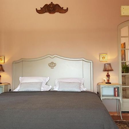 Pierres Blanches Bed & Breakfast Cotignac Dış mekan fotoğraf