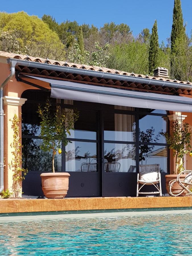 Pierres Blanches Bed & Breakfast Cotignac Dış mekan fotoğraf