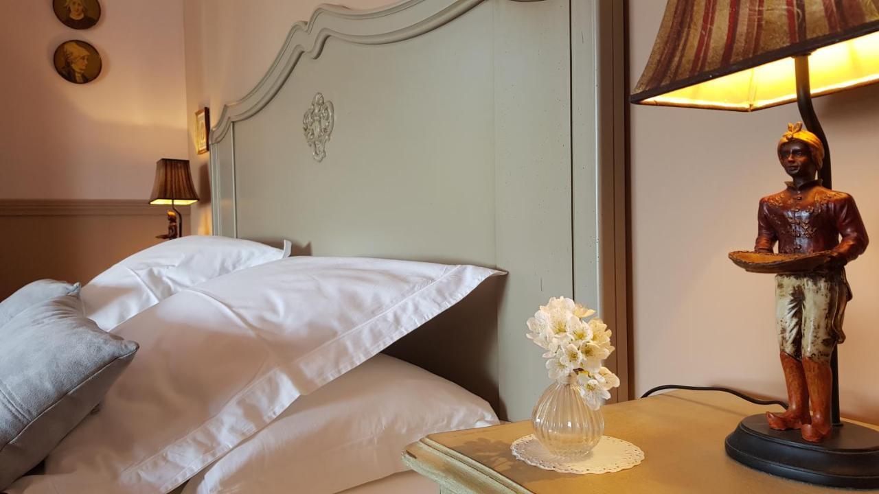 Pierres Blanches Bed & Breakfast Cotignac Dış mekan fotoğraf