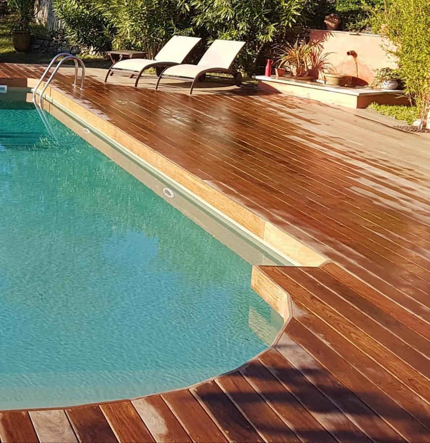 Pierres Blanches Bed & Breakfast Cotignac Dış mekan fotoğraf